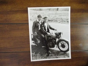 Greg Webb/Tom Byrd (BOONE) 1983 7 x 9 Glossy Black and White Press Photo - Picture 1 of 3