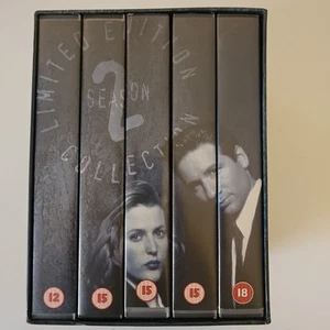 The X Files Series Season 2 VHS Video Tape 1997 5 x Videos 25 Episodes - Picture 1 of 11