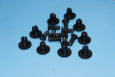 PEUGEOT Schwarz Innenraum Verkleidung Seiten Schürtze Niet Kotflügel Auskleidung Foto 1 de 4