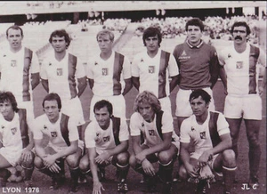 FOOTBALL CP EQUIPE DE OLYMPIQUE DE LYON 1976 - Picture 1 of 1