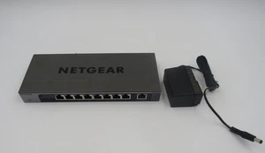 Conmutador no administrado Ethernet Multi-Gigabit NETGEAR 8 puertos 1G/10G (GS108MX) *LEER* - Imagen 1 de 5