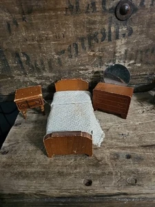 Vintage Doll House Bedroom Suite - Bed, Dresser and End Table - Picture 1 of 14