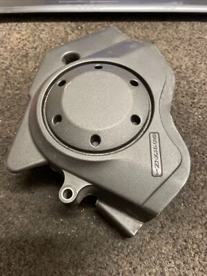 Cubierta de piñón delantera Kawasaki KLE650 2015 Versys 14026-0092 Foto 1 de 4