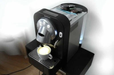 Nespresso Gemini CS100 Pro - Immagine 1 di 2