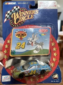Jeff Gordon 2002 Winner's Circle Druckguss Auto NASCAR Looney Tunes Bugs Hase - Bild 1 von 6