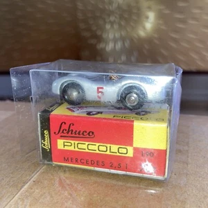 Schuco Piccolo 1:90 Mercedes Streamliner 01681 Silver - Picture 1 of 3