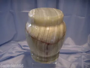 CHINESE HAND CARVED ONYX LIDDED GINGER JAR (LJ004) - Picture 1 of 4