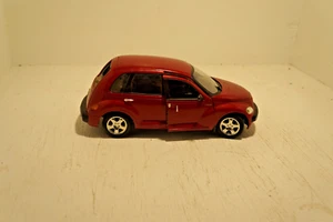 Gate 2001 Chrysler PT Cruiser 1:18 Scale Diecast Model Car - Picture 1 of 4