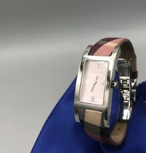Reloj de pulsera clásico para mujer Burberry rosa acero inoxidable Heritage BU1025 18 mm - Imagen 1 de 12