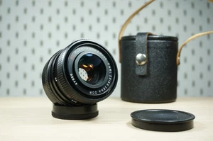 Near Mint Carl Zeiss Jena FLEKTOGON 35/2.4 red MC | M42 | + Caps + Case #47856 - Picture 1 of 15
