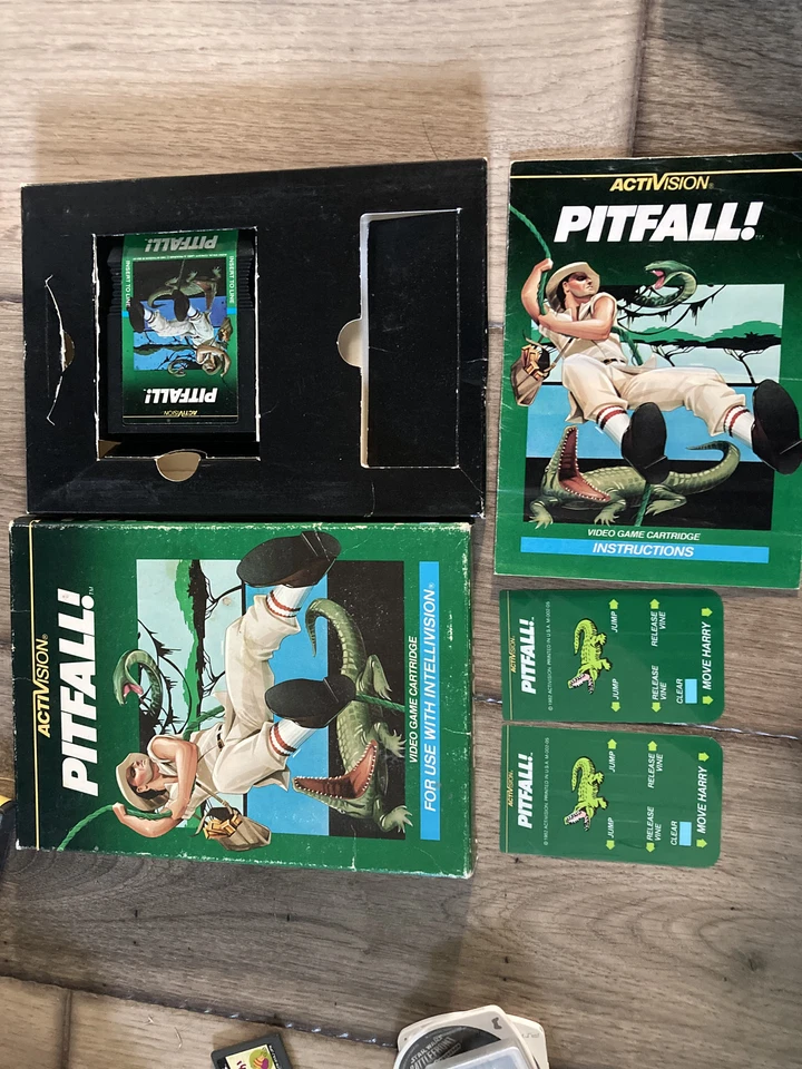 Pitfall! (Mattel Intellivision, 1982) CIB COMPLETE - Image 1 of 4
