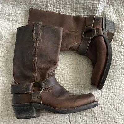 Frye ремень 12R ботинки женщин 7,5 M коричневый кожаный тянуть на Western мотоциклиста Moto США - Изображение 1 из 4