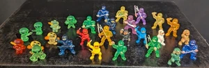 Mini figuras ninja luchando guerreros y alienígenas ¡Oh my! - Imagen 1 de 6