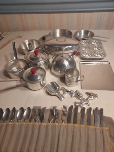 Toy Childs Cookware Flatware USA Pans Pots Kettle Measures TIn Metal Playset - Picture 1 of 9