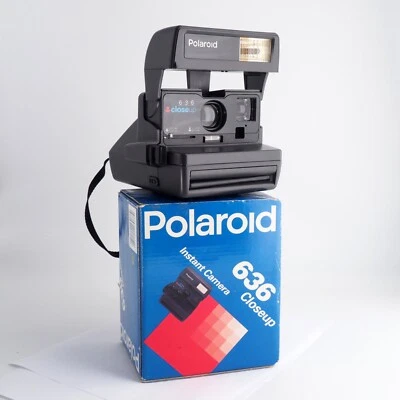 Polaroid 636 Closeup - Photo 1/3