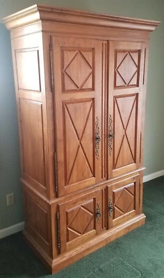 ethan allen armoire - Image 1 of 4