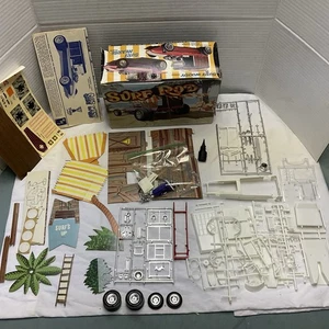 Kit Modelo AMT Surf Rod Vintage Edición Original Caja Abierta T234 1/25 1 en 4 Construcciones - Imagen 1 de 9