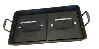 Parrilla de hierro fundido de doble quemador Pampered Chef con asas Foto 1 de 4