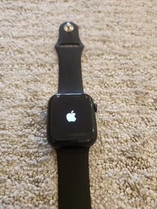 Apple Watch Series 9 45mm GPS Smartwatch - Photo 1 sur 3