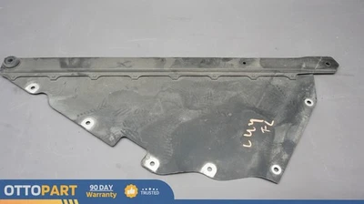 Placa de refuerzo travesaño delantero izquierdo BMW I3 2018-2021 OEM 6852671 Foto 1 de 4