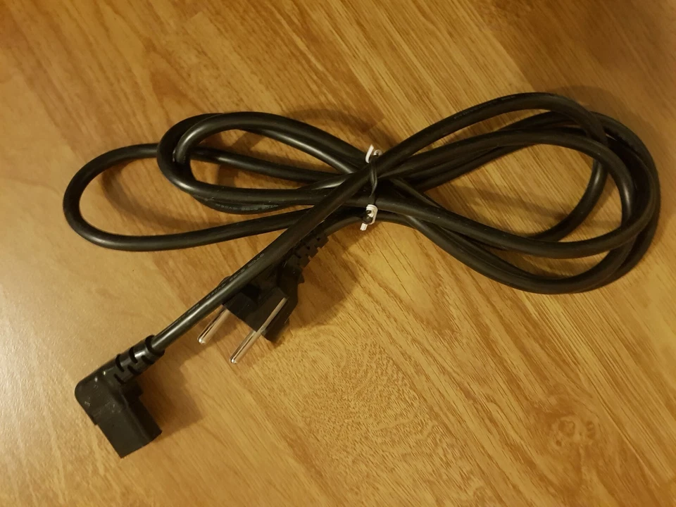 Kaltgerätekabel - Strom Kabel für PC Monitor Drucker - Netzkabel Stromkabel  - Bild 1 von 1