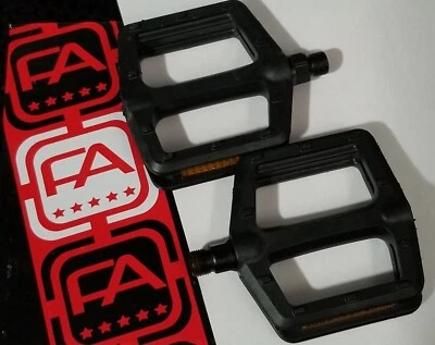 Free Agent Bmx Bike Pedals 9/16 Black Resin Platform 3pc Crank Set Of 2 Haro DK - Image 1 of 4