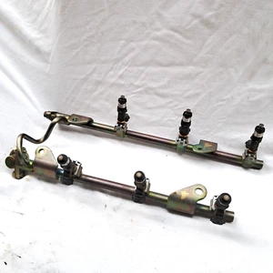03-06 Nissan 350Z Z33 OEM VQ35DE Fuel Rail w Injectors Damper Infiniti G35 FX35 - Picture 1 of 17