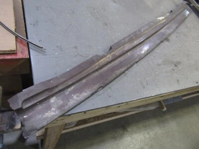 1978 Chevrolet Malibu 4 portas vagão exterior painel de válvula de enchimento traseiro - Imagem 1 de 4