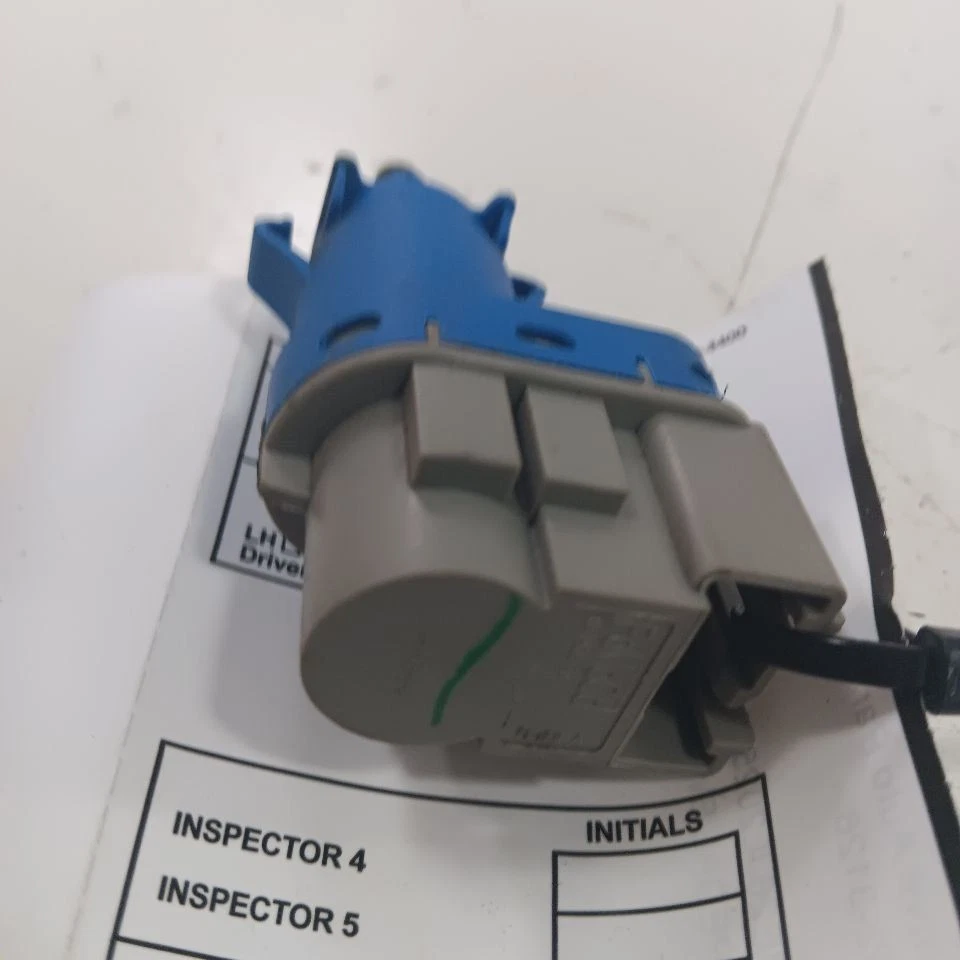 Переключатель педали тормоза Ford Focus 2018 2017 2016 2015 - Изображение 1 из 4