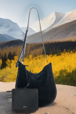 AUTÊNTICA NOVA COM ETIQUETAS US$ 1095 Isabel Marant Oskan Whipstitch acabamento camurça bolsa hobo preta - Imagem 1 de 4