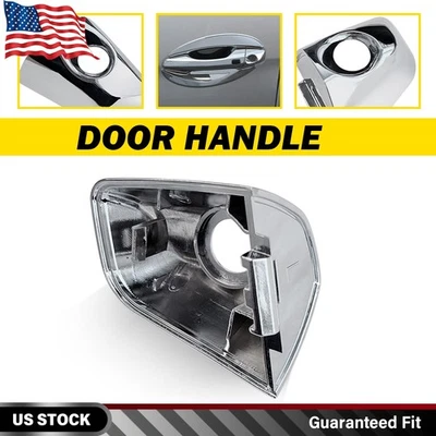 82652-2W010 Exterior Door Handle Cap w/Keyhole For Hyundai Santa Fe 2013-2019 - Image 1 of 4