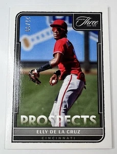 2022 Panini Three and Two Prospects: Elly De La Cruz 21/99 - Bild 1 von 7