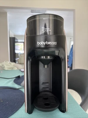 Baby Brezza Formula Pro Advanced Foto 1 de 4