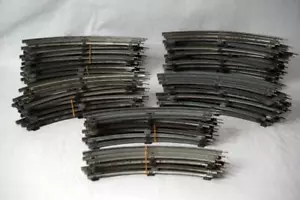 43 pcs of O Gauge Curved Train Track - Picture 1 of 6