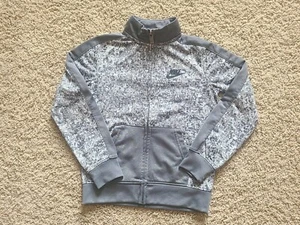 EUC Boys Nike Digi Camo Track Full Zip Jacket, Size 4/5,Med. Gray 2 Pockets. - Picture 1 of 8