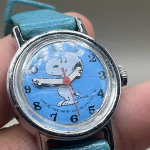 Vintage Snoopy Watch 1958 Blue Original Band Schultz United Feature Syndicate - Picture 1 of 9