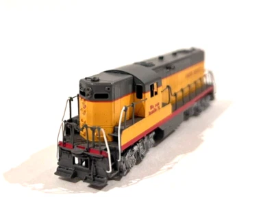 N Scale Brass Hallmark Samhongsa Union Pacific GP-9 Diesel Removable Dyna Brakes - Image 1 of 4