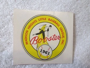 Calcomanía adhesiva vintage 1961 Madison Heights Little League de béisbol refuerzo ventana - Imagen 1 de 2