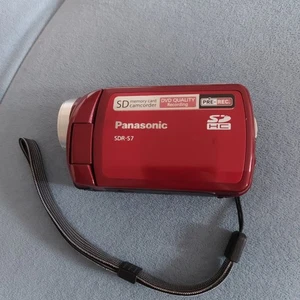 Panasonic SDR-S7 Compact Digital Pocket Video Camcorder Red - Picture 1 of 7