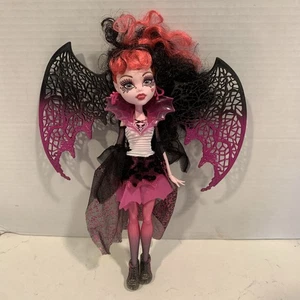 Monster High Draculaura Ghouls Rule Puppe 2008 Mattel  - Bild 1 von 11