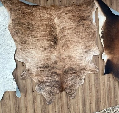 Giant Cowhide Cow Skin Hide Fur Pelt Taxidermy Home Decor Guestroom Rug Carpet  - Image 1 of 4