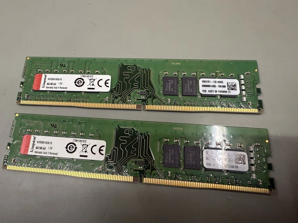 Lot Of 2 Kingston ValueRAM DIMMs 16 GB DDR4-2666 RAM (KVR26N19D8/16) - Image 1 of 1