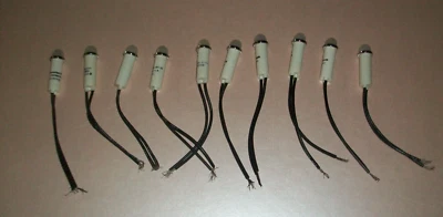 IDI 1010A4 Luz Indicadora Blanca 125V 1/2W Artículo Nuevo No Caja Lote de 10  Foto 1 de 2