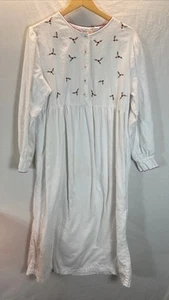 Vtg Erika Taylor Long Flannel Nightgown LG White Holly Christmas Cottage Grandma - Picture 1 of 9