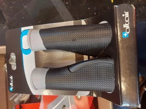Empuñaduras Altair, base Ergo negro/gris 136 mm - Imagen 1 de 2