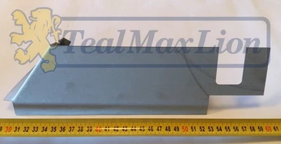 Kit réparation pied d'entrée avant gauche partie inférieure Peugeot 504 cc - Photo 1/4