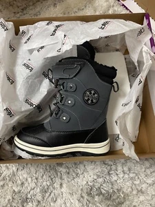 TOTES brand kids winter boots, Size 11 for boys - Picture 1 of 1