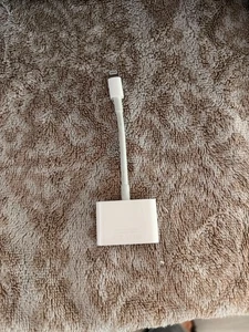Genuine Apple Lightning to Digital AV HDMI TV Adapter Cable for iPhone & iPad - Picture 1 of 5