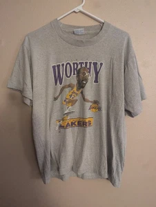 Camiseta De Colección Jame Digna Caricatura Años 80 Baloncesto NBA Suave y Fina Talla XL - Imagen 1 de 4