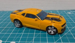 Transformers Revenge of the Fallen BUMBLEBEE Figure Deluxe Class 2009 Hasbro ROF - Imagen 1 de 6